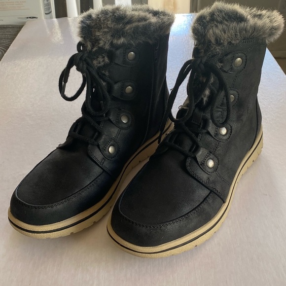 Cliffs Black Lace Up Booties with Side Zippers Size 8.5  Women’s - Picture 1 of 7